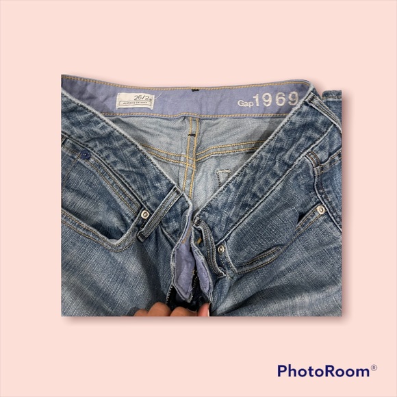 Jeans - Picture 2 of 3